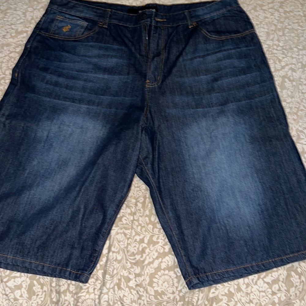 Men’s ROCKAWEAR Jean shorts- size 42